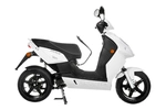 100/scooter-govecs-vue-droite-trappe-levee.jpg